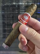 Romeo y Julieta Wide Churchill（罗密欧与朱丽叶